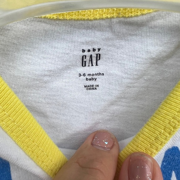 ๐๐๐3 for $10๐๐๐Baby Gap Team Mommy SS Onesie White Size 3-6M - Picture 2 of 4